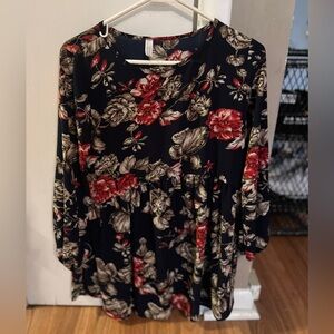 Quarter length sleeve floral shirt